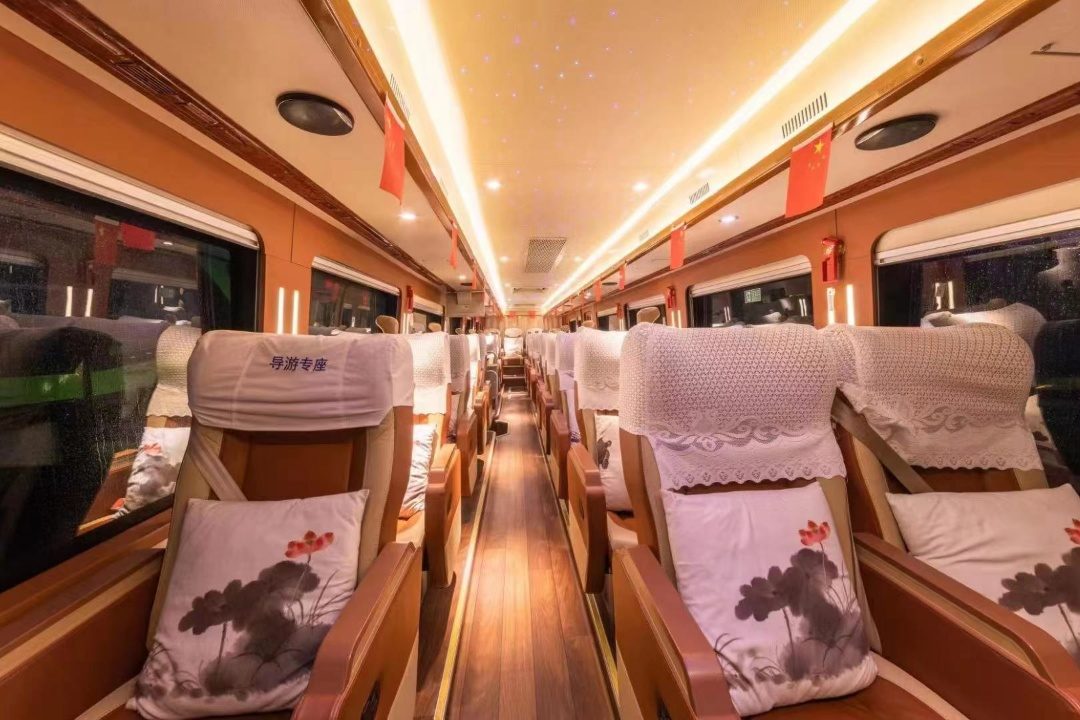 旅游车座椅